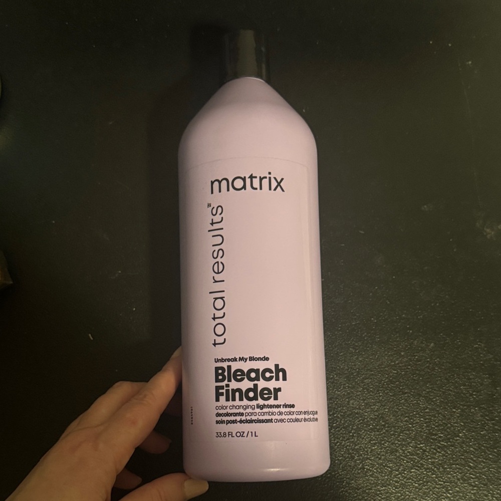 Matix Total Results Bleach Finder Shampoo - Light Purple